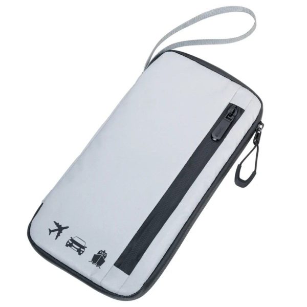 TROIKA TRV03/GY REFLACTIVE TRAVELLER Θήκη Για Ταξιδιωτικά Έγγραφα Γκρι